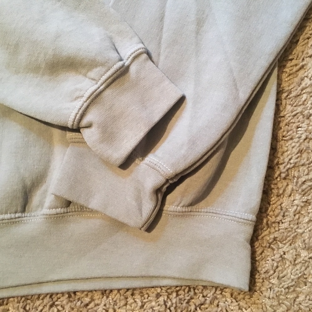 Brandy Melville John Galt Pullover- Sz S - Picture 3 of 6